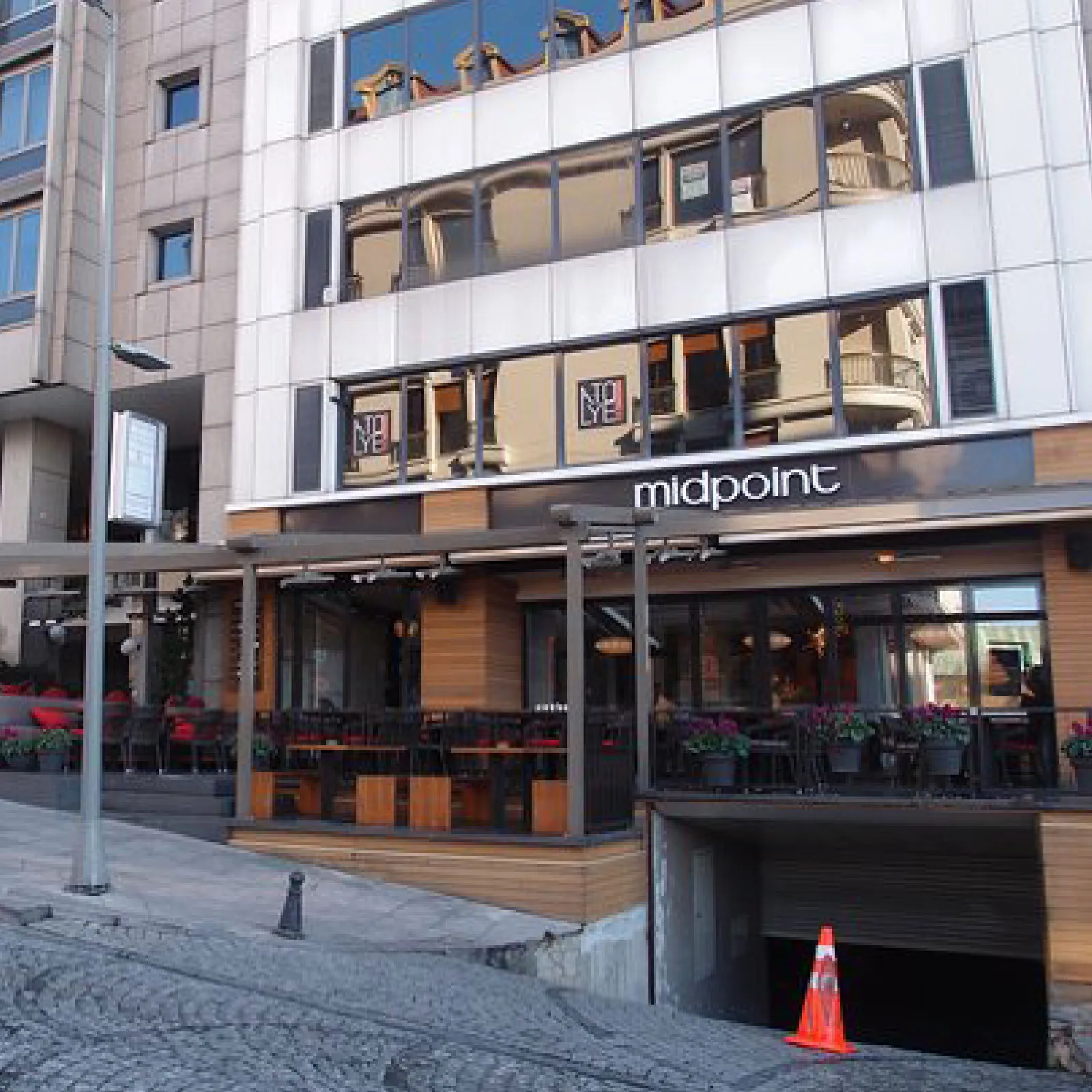 Midpoint – Nişantaşı